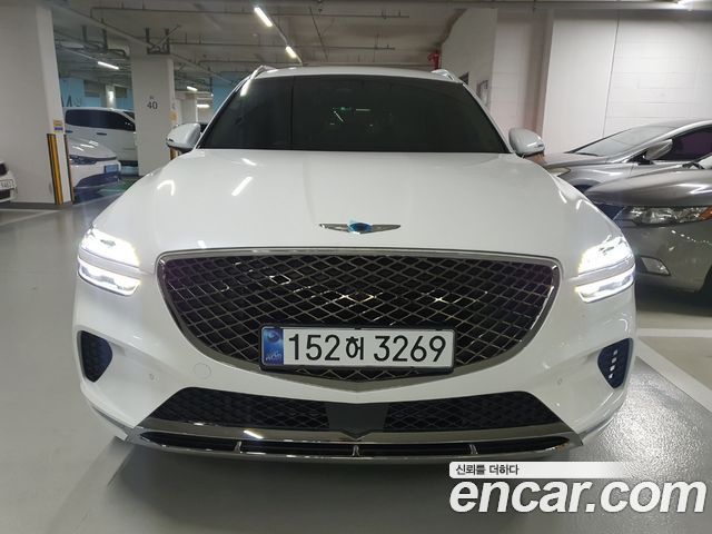 Genesis GV70 2.5T Gasoline 2WD — пробег 3 525 км — фото 1 из 5