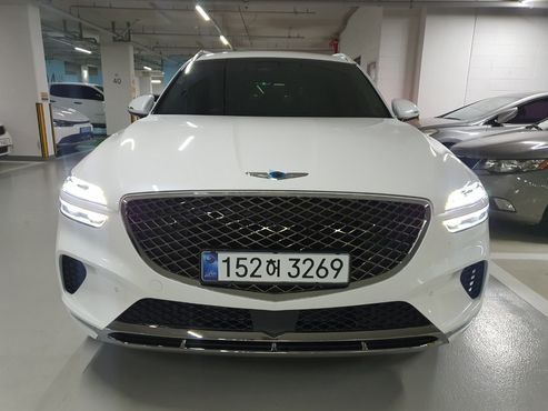 Genesis GV70 2.5T Gasoline 2WD — пробег 3 525 км — фото 1 из 5