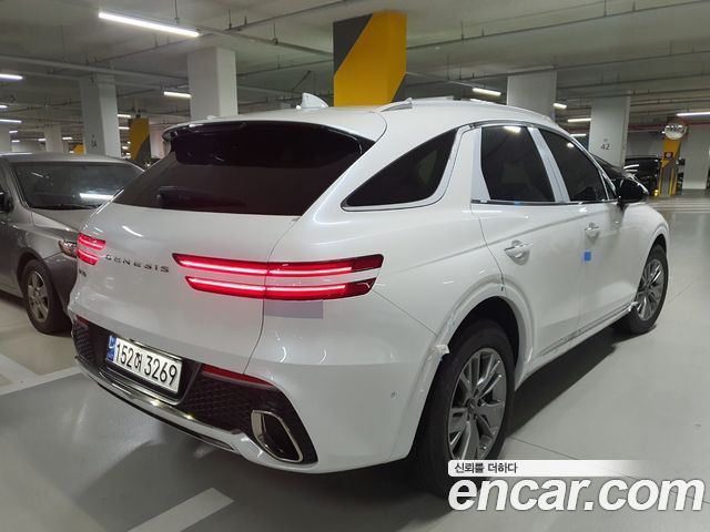 Genesis GV70 2.5T Gasoline 2WD — пробег 3 525 км — фото 4 из 5