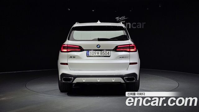 BMW X5 xDrive 30d M Sport — пробег 25 897 км — фото 4 из 5