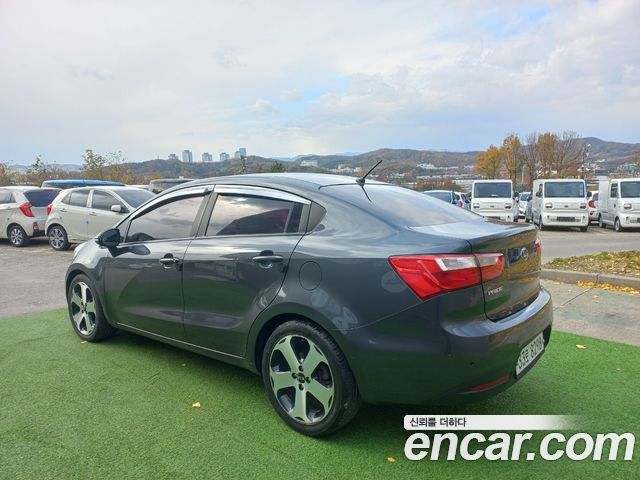 Kia pride из Кореи Encar