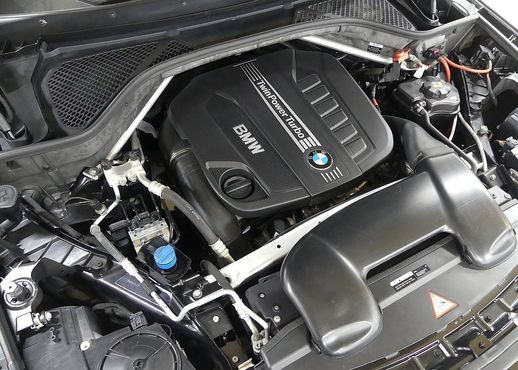 BMW X5 xDrive 30d — пробег 89 320 км — фото 5 из 5
