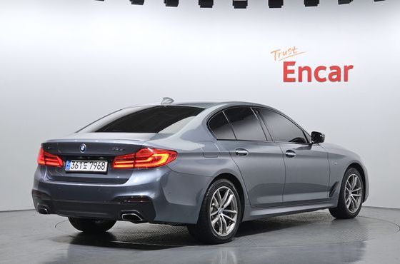 BMW 5-Series 530i xDrive M Sport Package Plus — пробег 131 887 км — фото 2 из 5