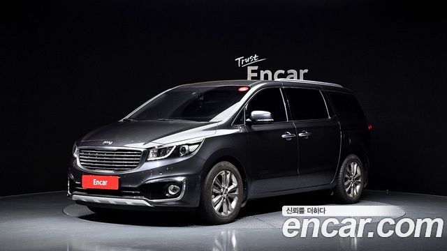 Kia Carnival 7-seater Limousine VIP — пробег 98 004 км — фото 1 из 5