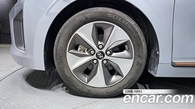 Hyundai Ioniq из Кореи Encar