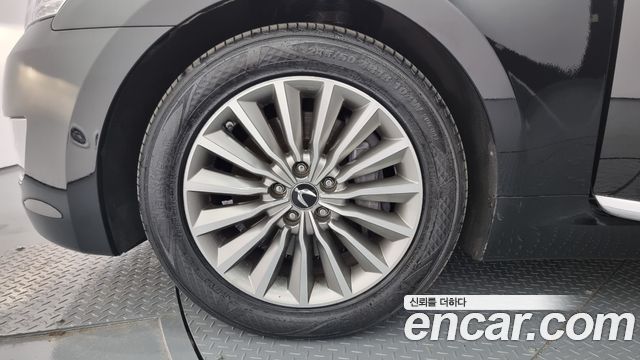 Hyundai Equus из Кореи Encar