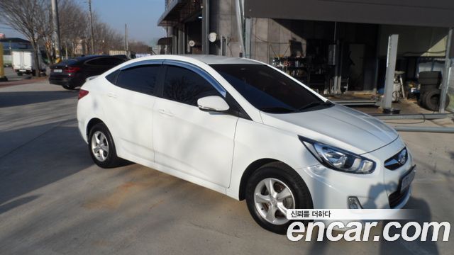 Hyundai Accent 1.4 VVT Premier — пробег 131 458 км — фото 2 из 5