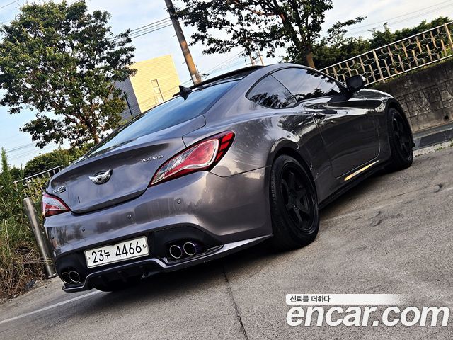 Hyundai Genesis из Кореи Encar