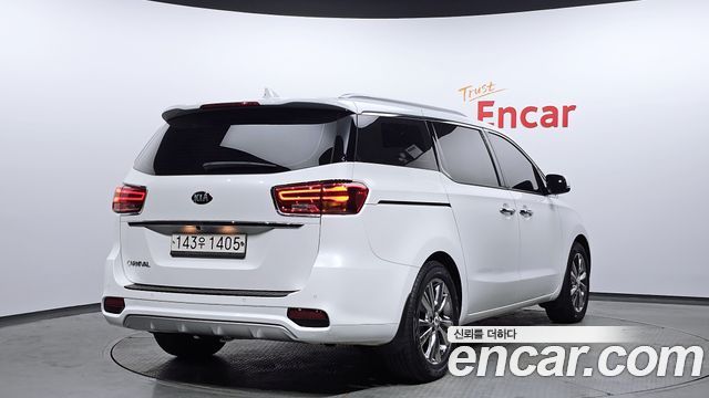 Kia Carnival 9-Seater Prstige — пробег 144 565 км — фото 2 из 5
