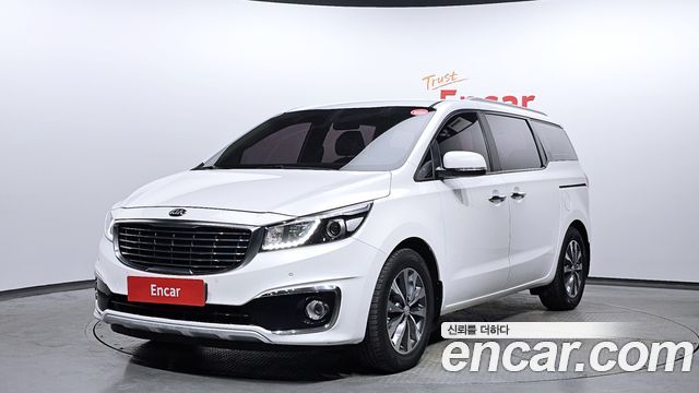 Kia Carnival 9-seater Luxury — пробег 172 741 км — фото 1 из 5