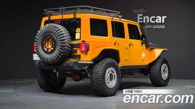 Jeep Wrangler 2.8 Diesel Rubicon 4Door — пробег 75 761 км — фото 2 из 5