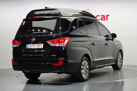 Ssangyong KORANDO 4WD Chateau 11-seater High-roof — пробег 160 083 км — фото 2 из 5