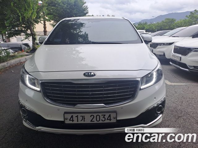 Kia Carnival 9-seater Noblesse — пробег 61 279 км — фото 1 из 5