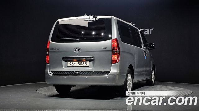 Hyundai Starex 5-Seater VAN CVX Premium — пробег 170 418 км — фото 4 из 5