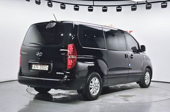 Hyundai Starex 5-Seater VAN Smart — пробег 121 868 км — фото 2 из 5