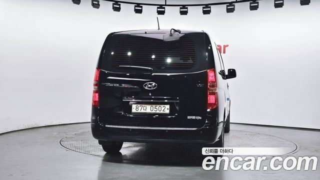 Hyundai Starex 5-Seater VAN Smart — пробег 121 868 км — фото 4 из 5