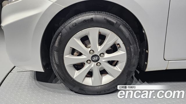 Hyundai Accent 1.4 VVT Modern — пробег 135 838 км — фото 5 из 5