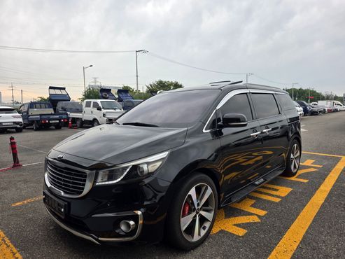 Kia Carnival 9-seater Prestige — пробег 204 068 км — фото 1 из 5