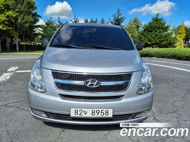 Hyundai Starex 5-Seater VAN CVX Luxury — пробег 201 929 км — фото 1 из 5