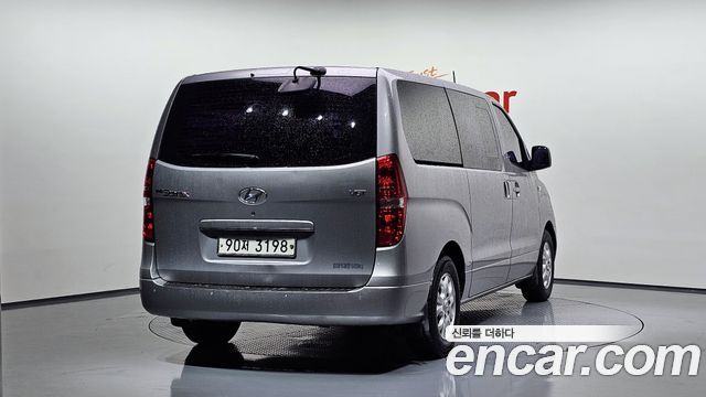 Hyundai Starex 5-Seater VAN CVX Luxury — пробег 113 871 км — фото 2 из 5