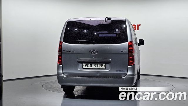 Hyundai Starex 5-Seater VAN CVX Luxury — пробег 113 871 км — фото 4 из 5