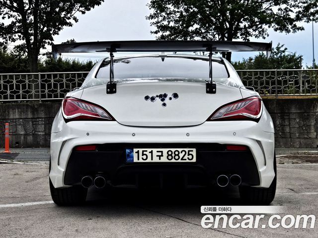 Hyundai Genesis из Кореи Encar