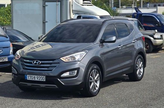 Hyundai Santafe Diesel(e-VGT) 2.0 2WD Premium — пробег 140 860 км — фото 1 из 5
