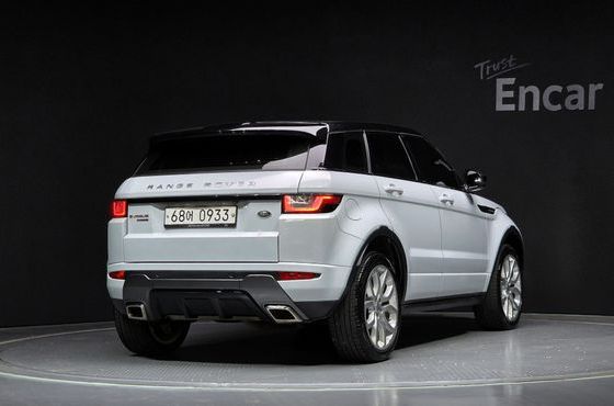 Land Rover Range Rover Evoque 2.0 TD4 HSE Dynamic — пробег 90 284 км — фото 2 из 5