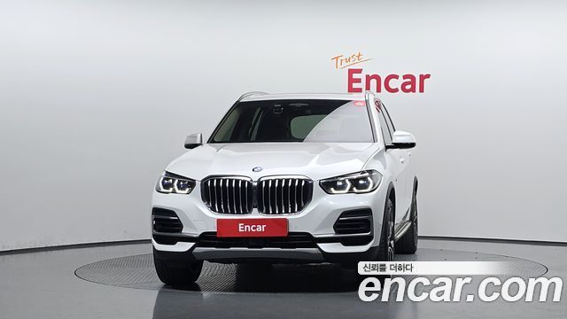 BMW X5 xDrive 40i xLine — пробег 52 024 км — фото 3 из 5
