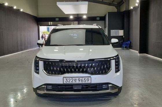Kia Carnival HEV 9seater Signature — пробег 24 414 км — фото 3 из 5