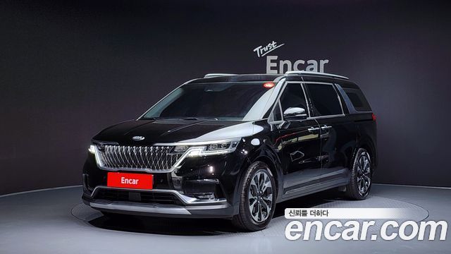 Kia Carnival Gasoline 9-Seater Signature — пробег 40 427 км — фото 1 из 5