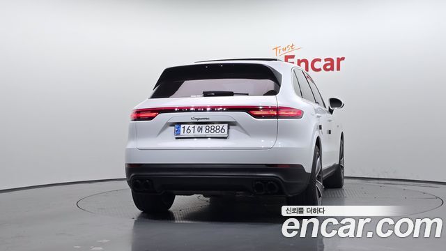 Porsche Cayenne 3.0 E-Hybrid — пробег 83 713 км — фото 4 из 5
