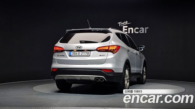 Hyundai Santafe Diesel(e-VGT) 2.0 2WD Exclusive — пробег 146 872 км — фото 4 из 5
