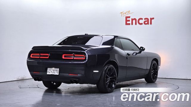 Dodge Challenger из Кореи Encar