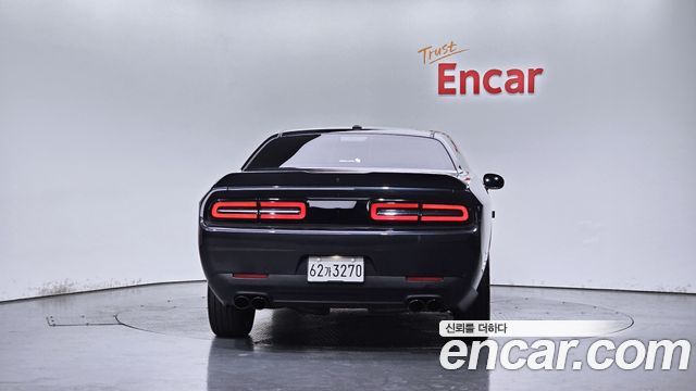 Dodge Challenger из Кореи Encar