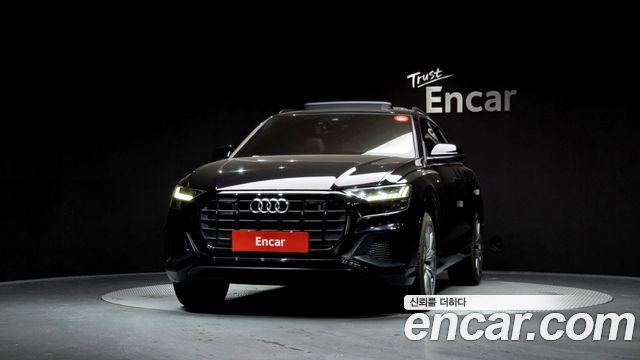 Audi Q8 55 TFSI Quattro Premium — пробег 111 772 км — фото 3 из 5