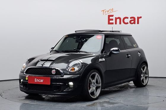 Mini Cooper Standard Second Generation — пробег 168 817 км — фото 1 из 5
