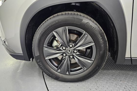 Lexus UX 2.0 2WD — пробег 18 325 км — фото 5 из 5