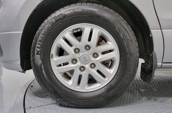 Hyundai Starex Van 5-Seater Smart — пробег 74 375 км — фото 5 из 5