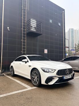 Mercedes-Benz AMG GT 4Door 43 4MATIC+ — пробег 12 500 км — фото 3 из 5