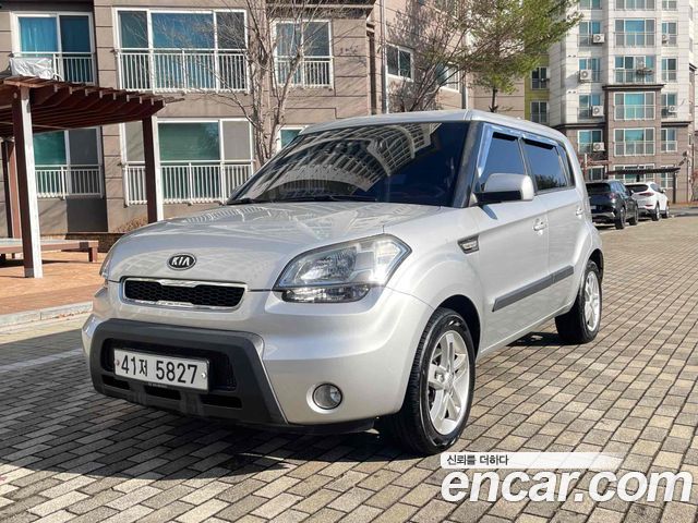 Kia Soul Gasoline 1.6 Smart — пробег 140 000 км — фото 1 из 5