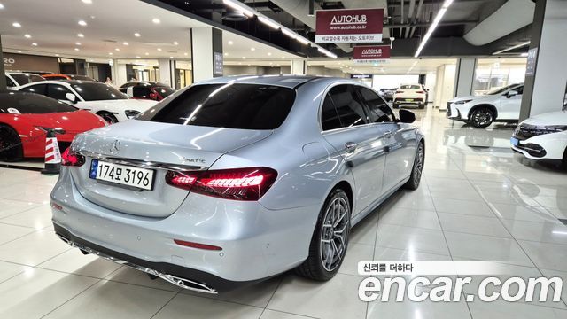 Mercedes-Benz E-Class E220d 4MATIC AMG Line — пробег 29 320 км — фото 5 из 5