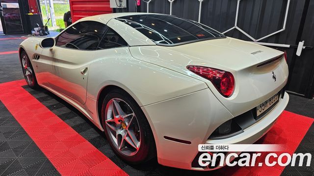 Ferrari California из Кореи Encar