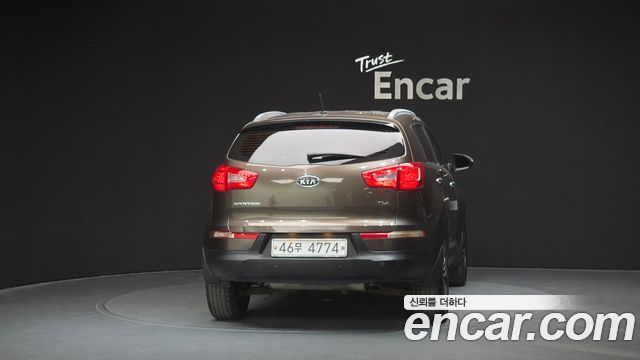 Kia Sportage Diesel 2WD TLX High-Deluxe — пробег 167 244 км — фото 4 из 5