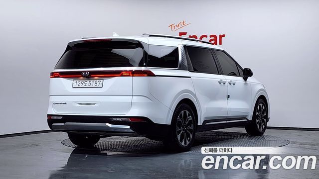 Kia Carnival 9-Seater Noblesse — пробег 125 650 км — фото 2 из 5