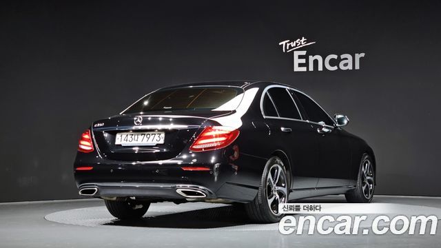 Mercedes-Benz E-Class из Кореи Encar