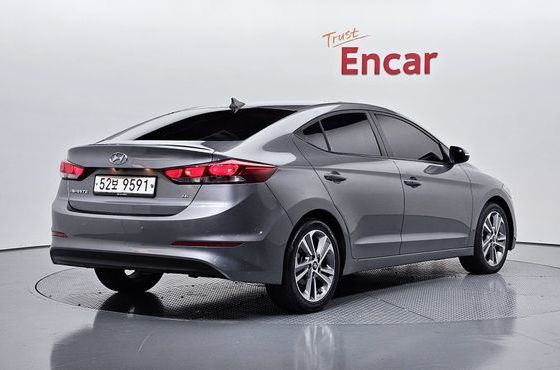 Hyundai AVANTE 1.6 GDI Value Plus — пробег 28 255 км — фото 2 из 5