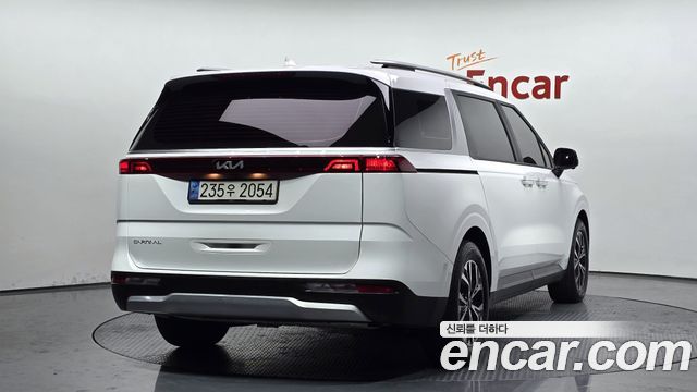 Kia Carnival Gasoline 9-Seater Prestige — пробег 32 649 км — фото 2 из 5