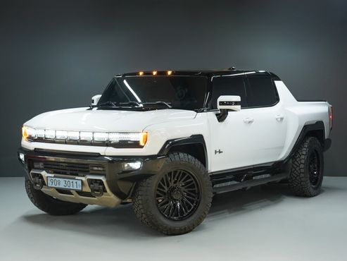 GMC Hummer EV e4WD — пробег 5 350 км — фото 1 из 5