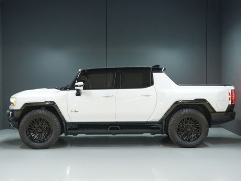 GMC Hummer EV e4WD — пробег 5 350 км — фото 5 из 5